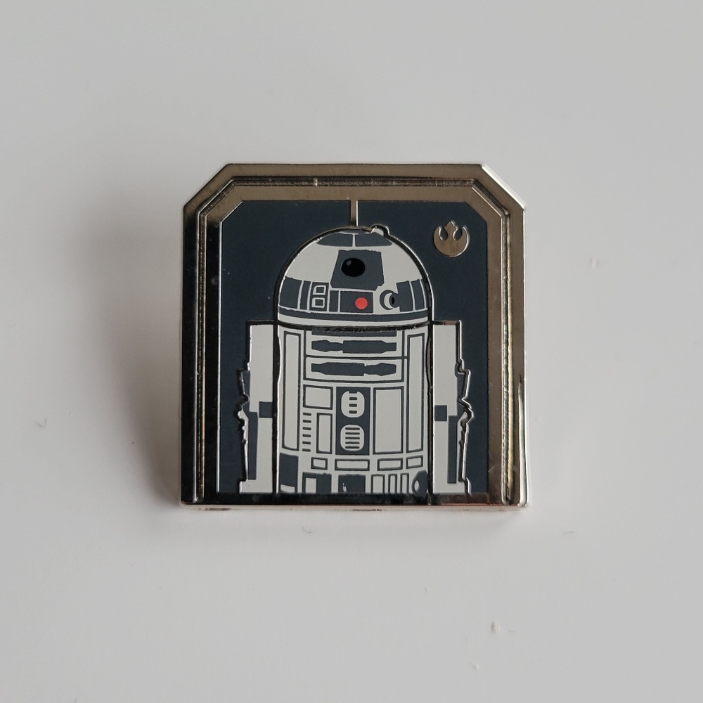 R2 Unit Disney Pin!